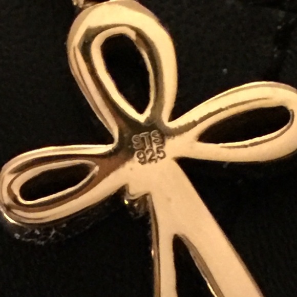 Golden Cross Pendant Necklace - Picture 3 of 7